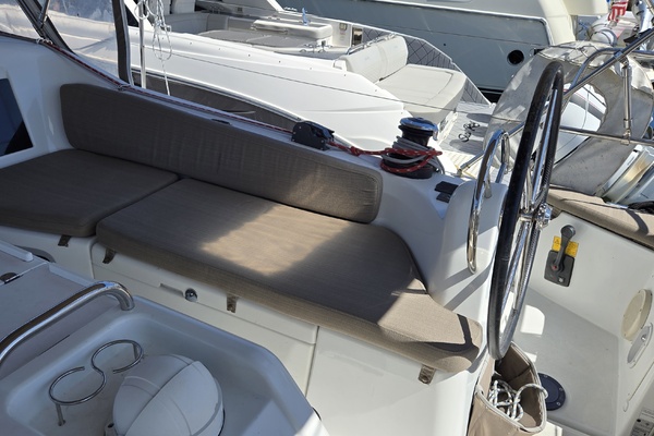 ZEITGEIST 41ft Jeanneau Yacht For Sale