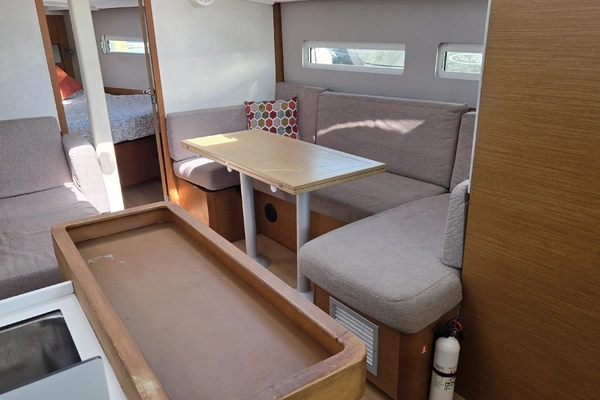 Jeanneau Sun Odyssey 410 Yacht For Sale