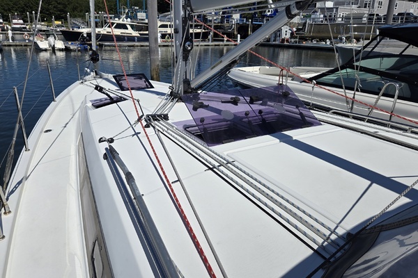 ZEITGEIST 41ft Jeanneau Yacht For Sale