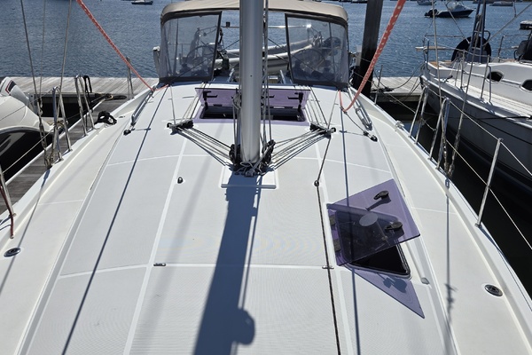 ZEITGEIST 41ft Jeanneau Yacht For Sale