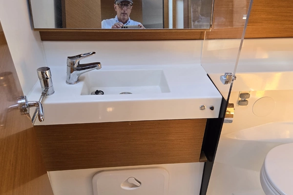Jeanneau Sun Odyssey 410 Yacht For Sale