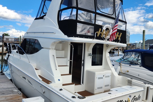 Mary Gale 34ft Silverton Yacht For Sale