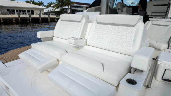 3Ss 43ft Tiara Yachts Yacht For Sale