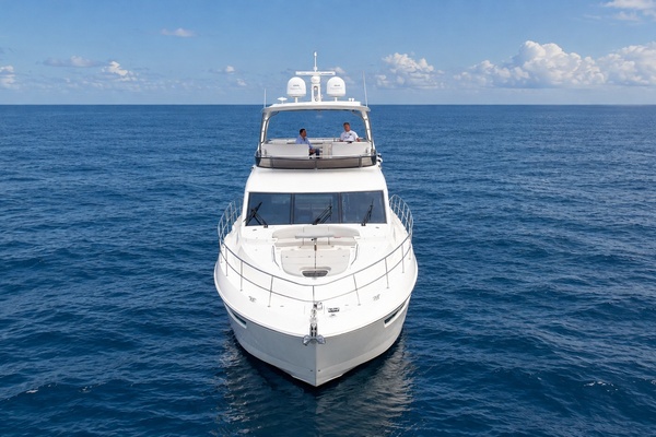 Thinks It s His 65ft Sea Ray Yacht For Sale