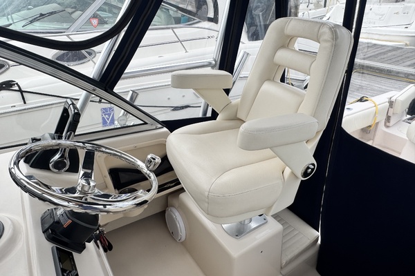 28ft Grady White Yacht For Sale