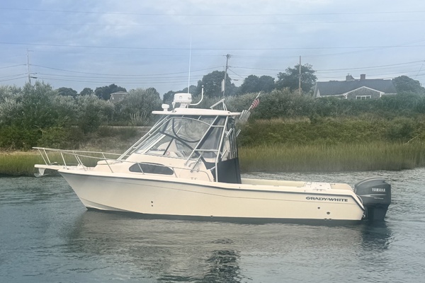 28ft Grady White Yacht For Sale