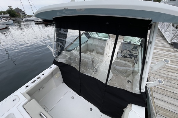 24ft Boston Whaler Yacht For Sale