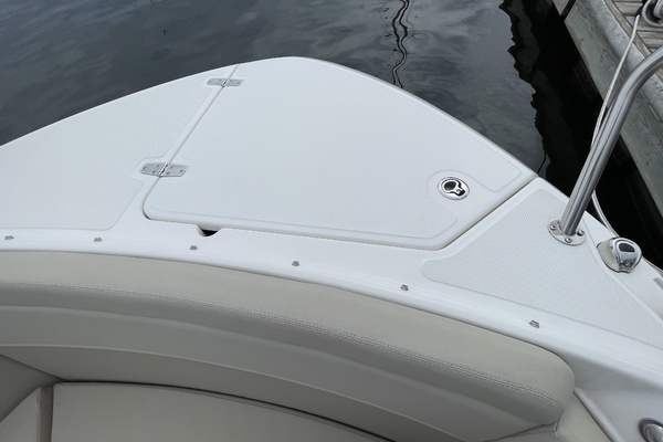 24ft Boston Whaler Yacht For Sale