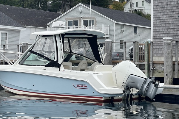 24ft Boston Whaler Yacht For Sale