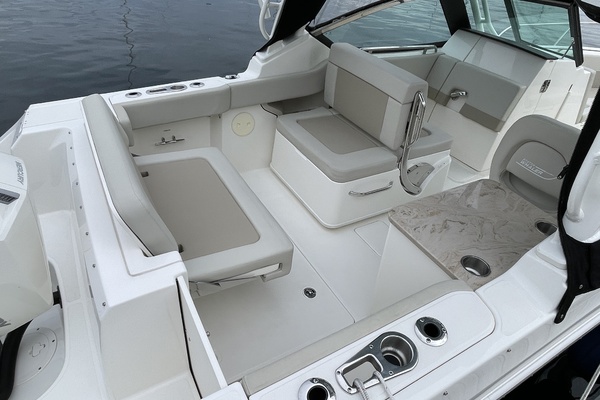 24ft Boston Whaler Yacht For Sale
