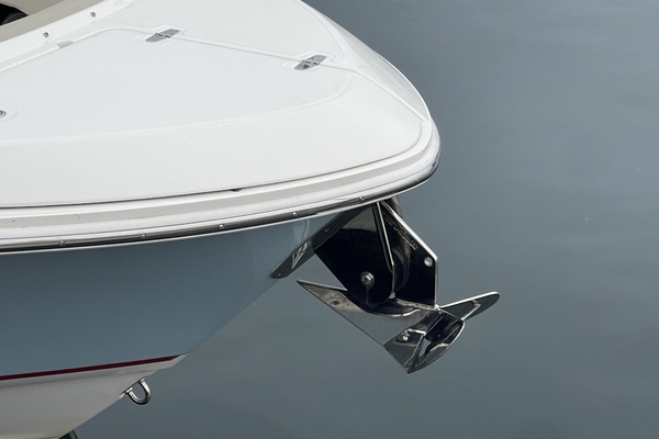 24ft Boston Whaler Yacht For Sale