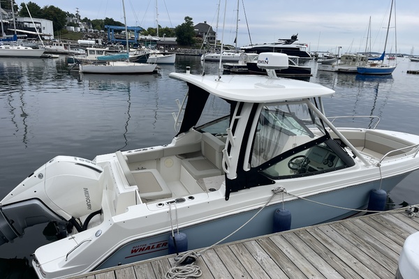 24ft Boston Whaler Yacht For Sale