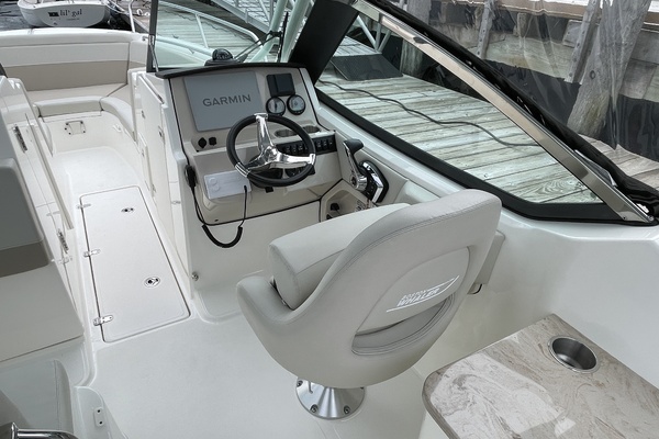 24ft Boston Whaler Yacht For Sale