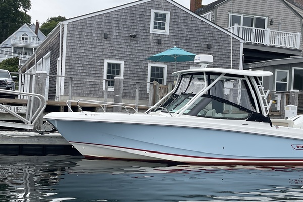 24ft Boston Whaler Yacht For Sale