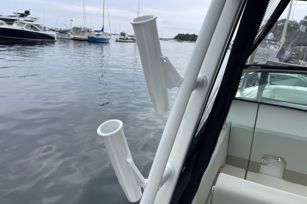 24ft Boston Whaler Yacht For Sale
