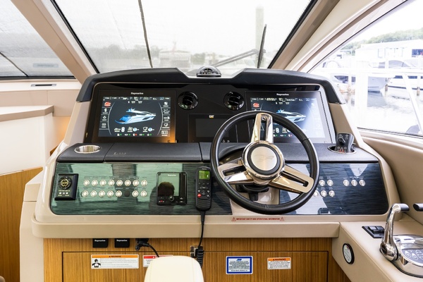 Castaway 56ft Sea Ray Yacht For Sale
