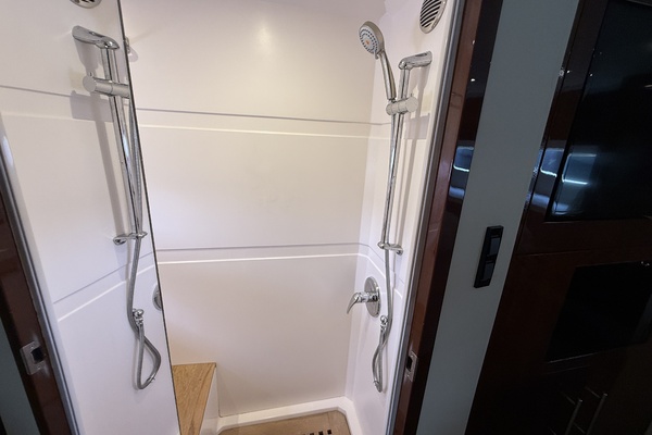 53ft Regal Yacht For Sale