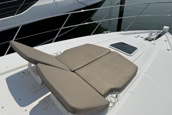 Regal 53 Sport Coupe Yacht For Sale