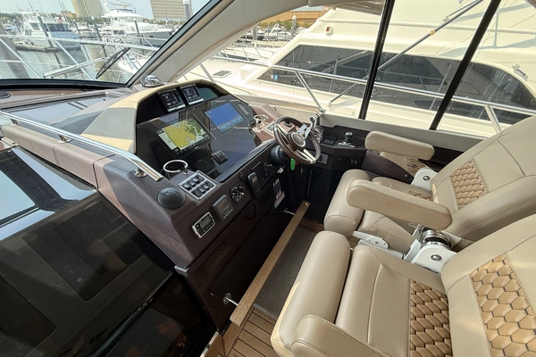Regal 53 Sport Coupe Yacht For Sale