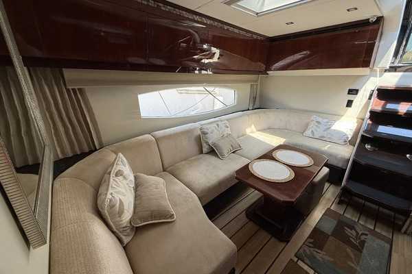 Regal 53 Sport Coupe Yacht For Sale