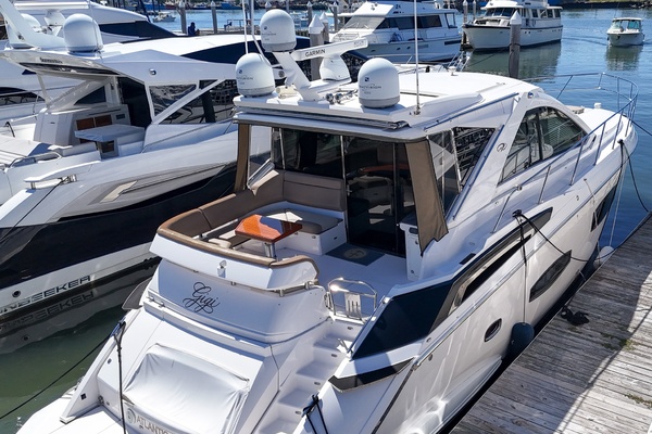 53ft Regal Yacht For Sale