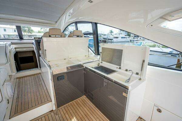 Fairline Targa 48 Open Yacht For Sale