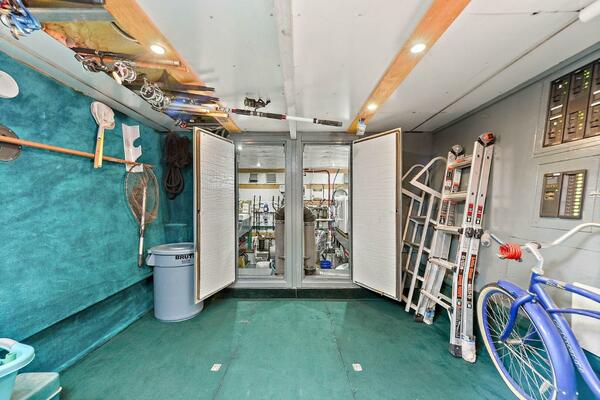 The Ark 80ft Avenger Yacht For Sale