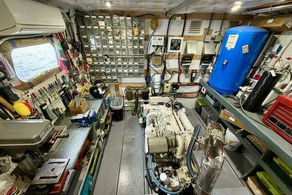Avenger Luxury Catamaran Coastal Cruiser Yacht For Sale