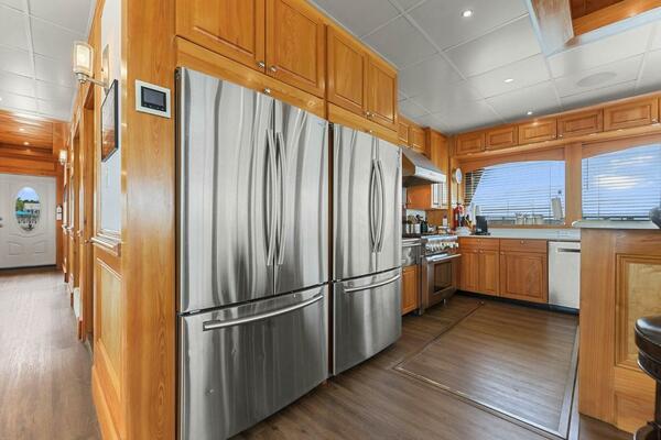 The Ark 80ft Avenger Yacht For Sale