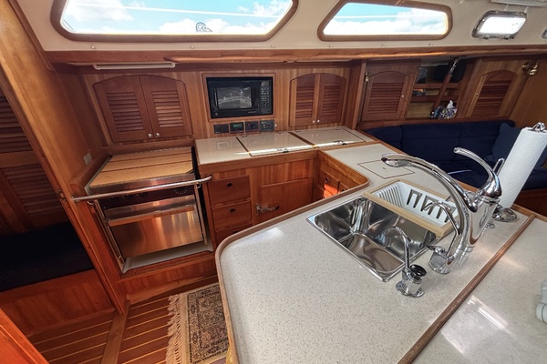 40ft Sabre Yacht For Sale