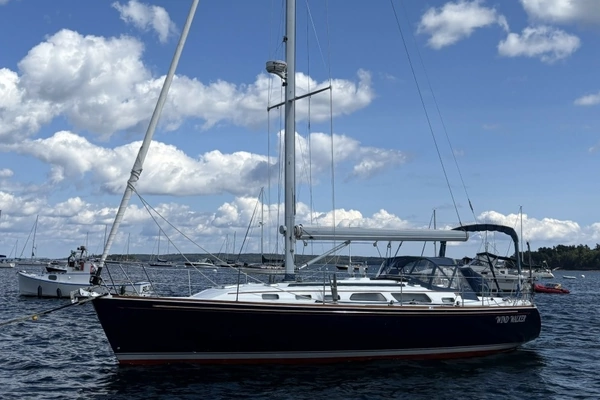 40-ft-Sabre-2002-- Falmouth Maine United States  yacht for sale