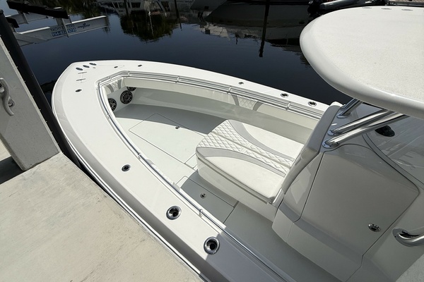 32ft Contender Yacht For Sale
