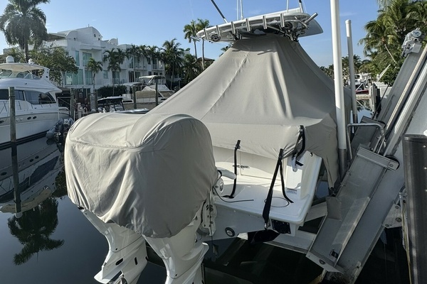 32ft Contender Yacht For Sale