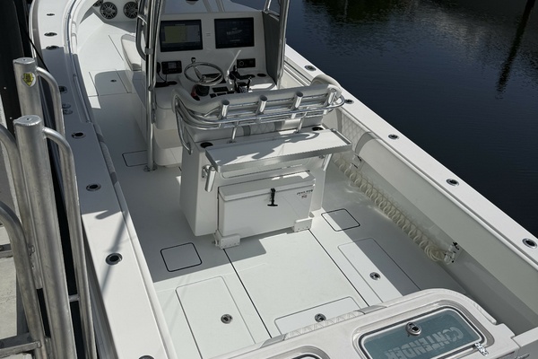 32ft Contender Yacht For Sale