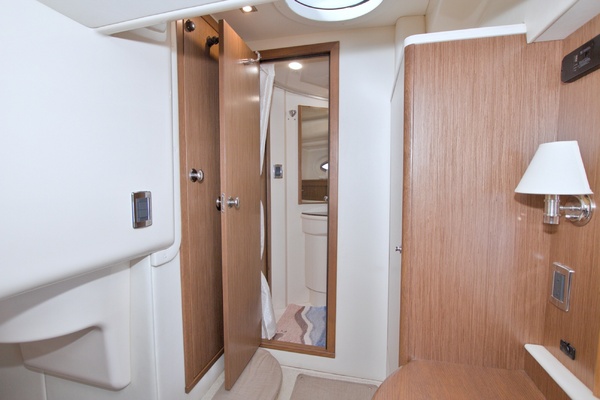 No Schedule 44ft Meridian Yacht For Sale