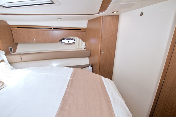 No Schedule 44ft Meridian Yacht For Sale
