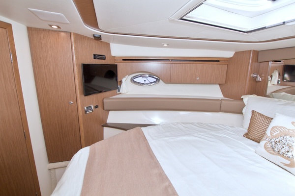 No Schedule 44ft Meridian Yacht For Sale