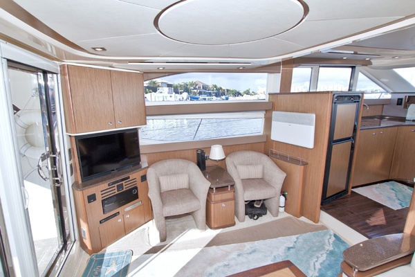 No Schedule 44ft Meridian Yacht For Sale