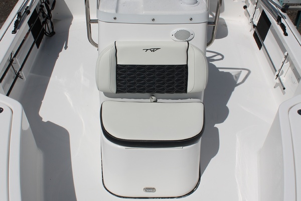 19ft Tidewater Yacht For Sale