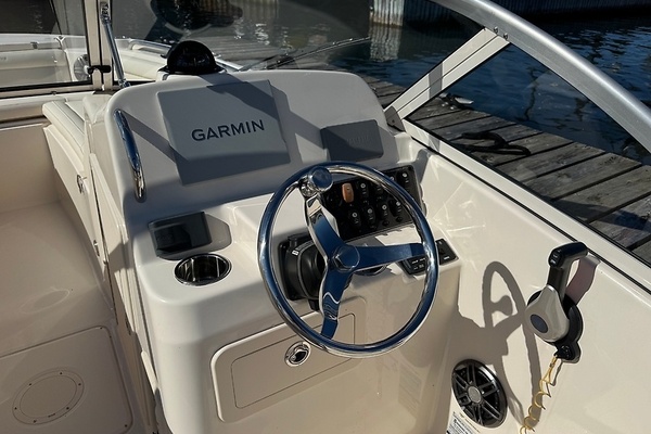 22ft Grady White Yacht For Sale