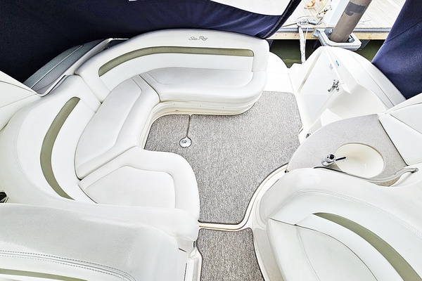 Andiamo 32ft Sea Ray Yacht For Sale