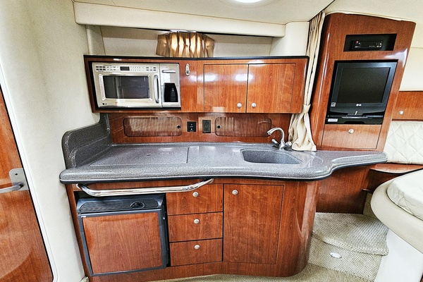 Andiamo 32ft Sea Ray Yacht For Sale