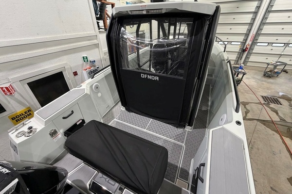 29ft XO Boats Yacht For Sale