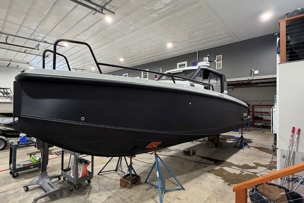 29ft XO Boats Yacht For Sale