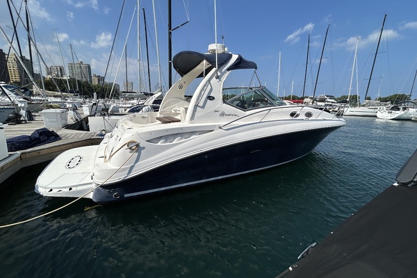 32ft Sea Ray Yacht For Sale