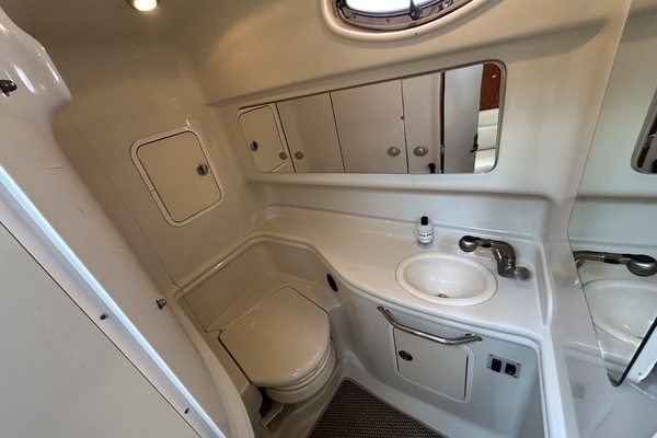 32ft Sea Ray Yacht For Sale