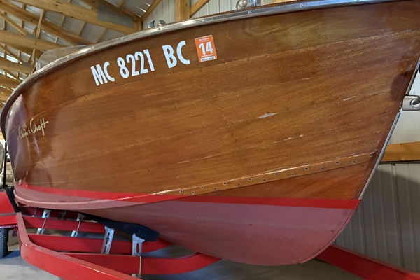 Red Rover 20ft Chris Craft Yacht For Sale