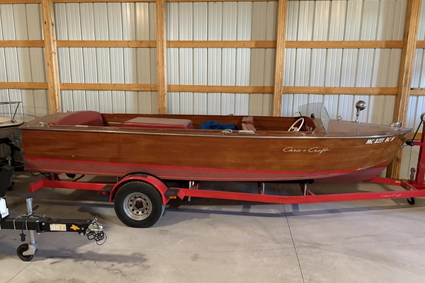 Red Rover 20ft Chris Craft Yacht For Sale