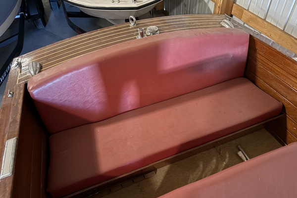 Red Rover 20ft Chris Craft Yacht For Sale