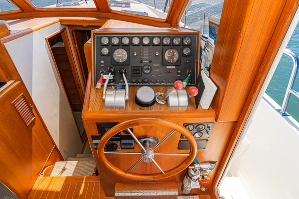 Offshore Yachts 48 Sedan Yacht For Sale